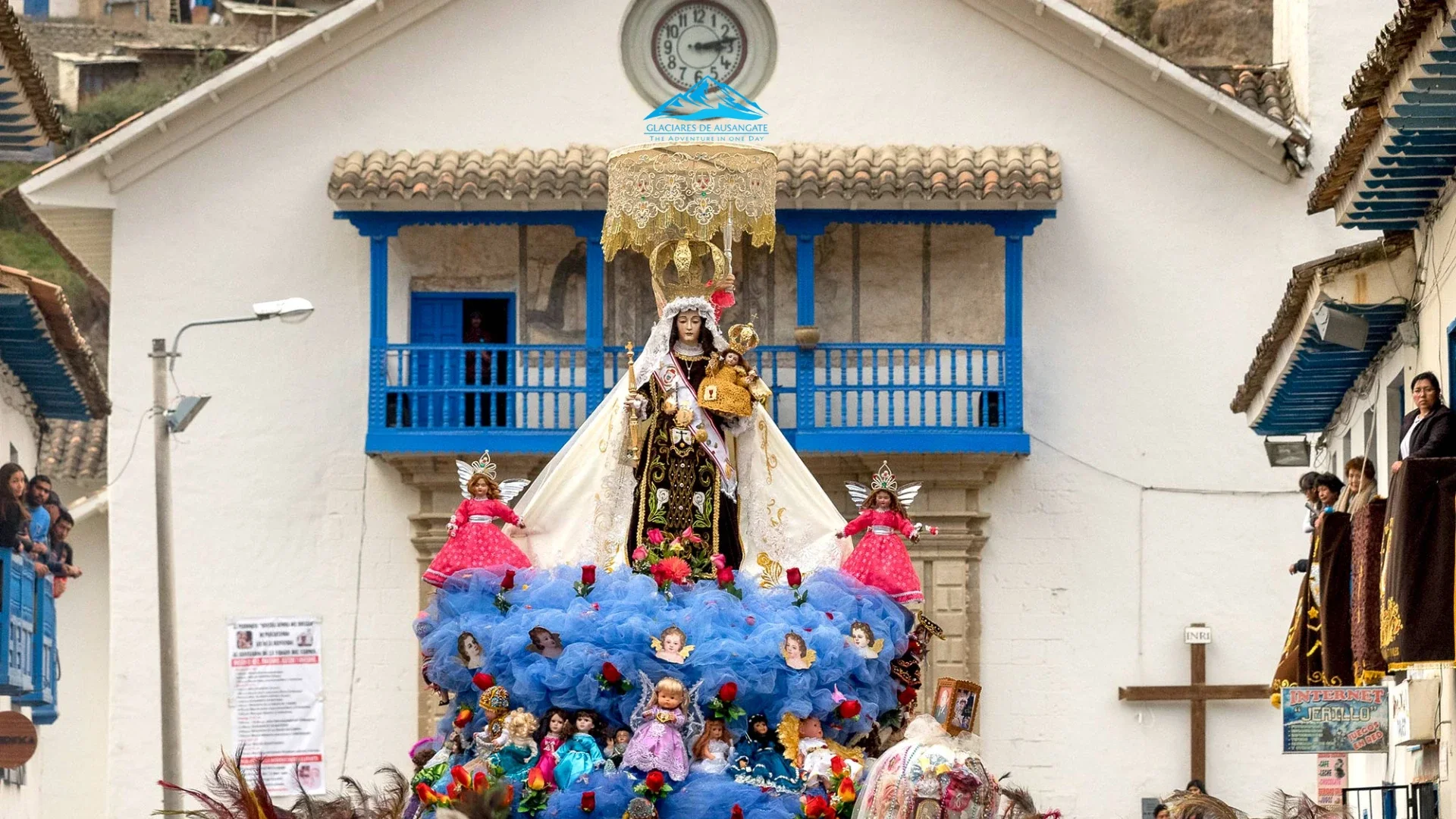 Virgen del Carmen de Paucartambo Virgen del Carmen de Paucartambo