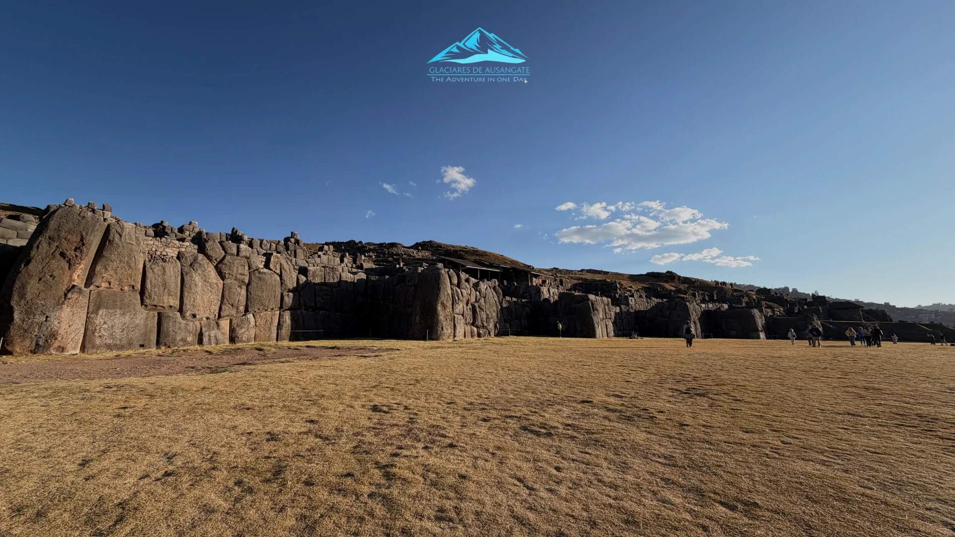 Parque Arqueologico de Sacsayhuamán Parque Arqueologico de Sacsayhuamán